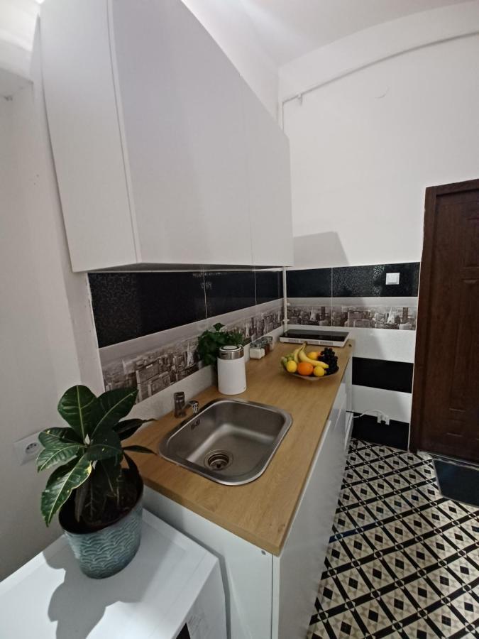 Studio Pomorska 22 *